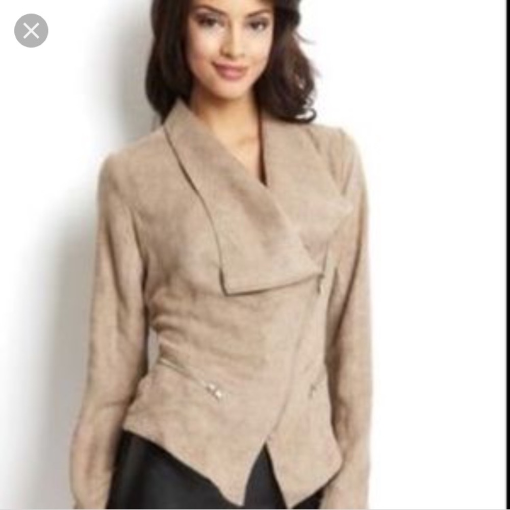 Rampage Cream Blazer with Structured Design and Wide Lapels